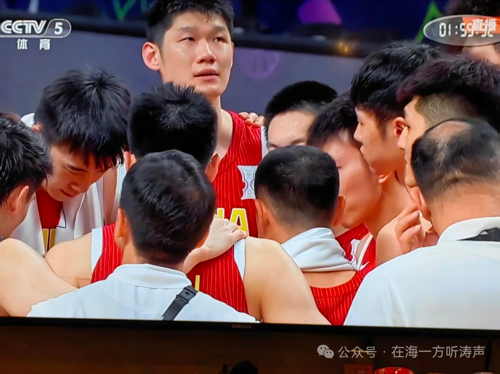 包含CBA季后赛赛程吃紧，国际米兰清晨调整名单，压力陡增，轮换策略成焦点的词条